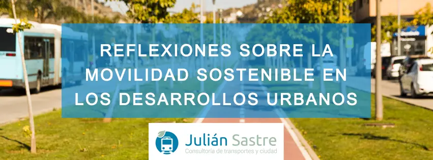 Julián Sastre durante su intervención en las Jornadas Internacionales Paisajes Litorales Consilientes, hablando sobre movilidad sostenible y desarrollo urbano